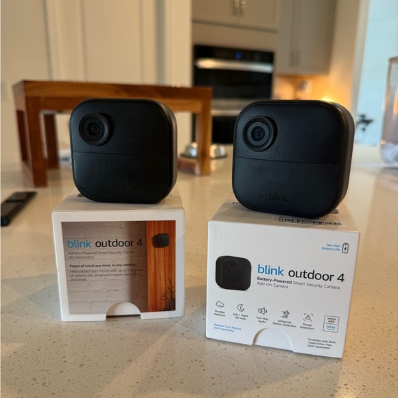 Blink Outdoor 4 (newest model) Wireless Camera - Picture 1 of 2